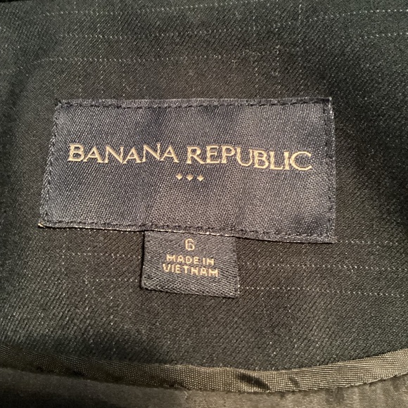 Banana Republic Factory Woman’s suit,blazer & skirt,pleated back & kick pleat, 6 - Picture 12 of 13